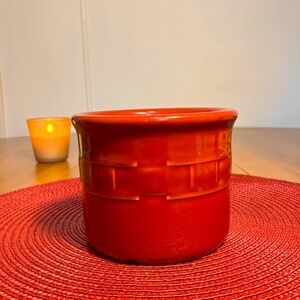 Longaberger Pottery Woven Traditions Paprika Red One Pint Salt Crock.